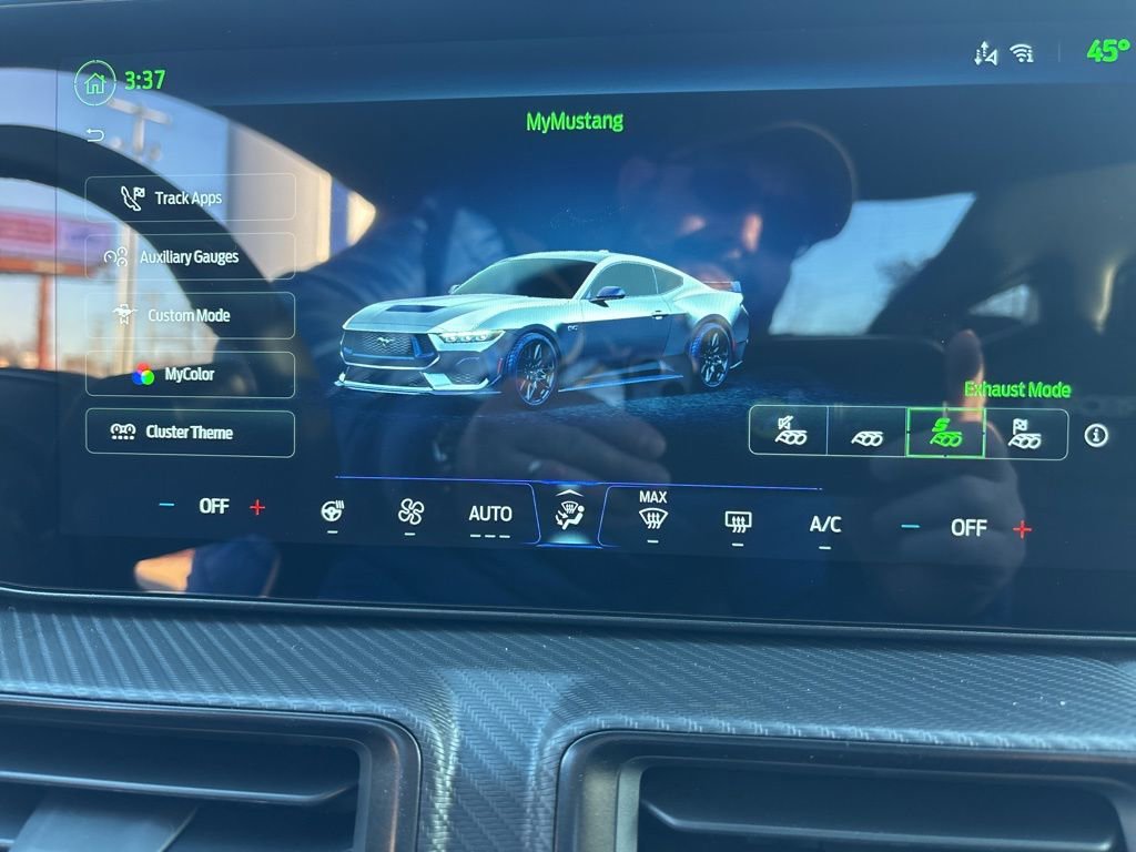 New 2026 Ford Mustang GT Premium w/ GT Performance Package image 18