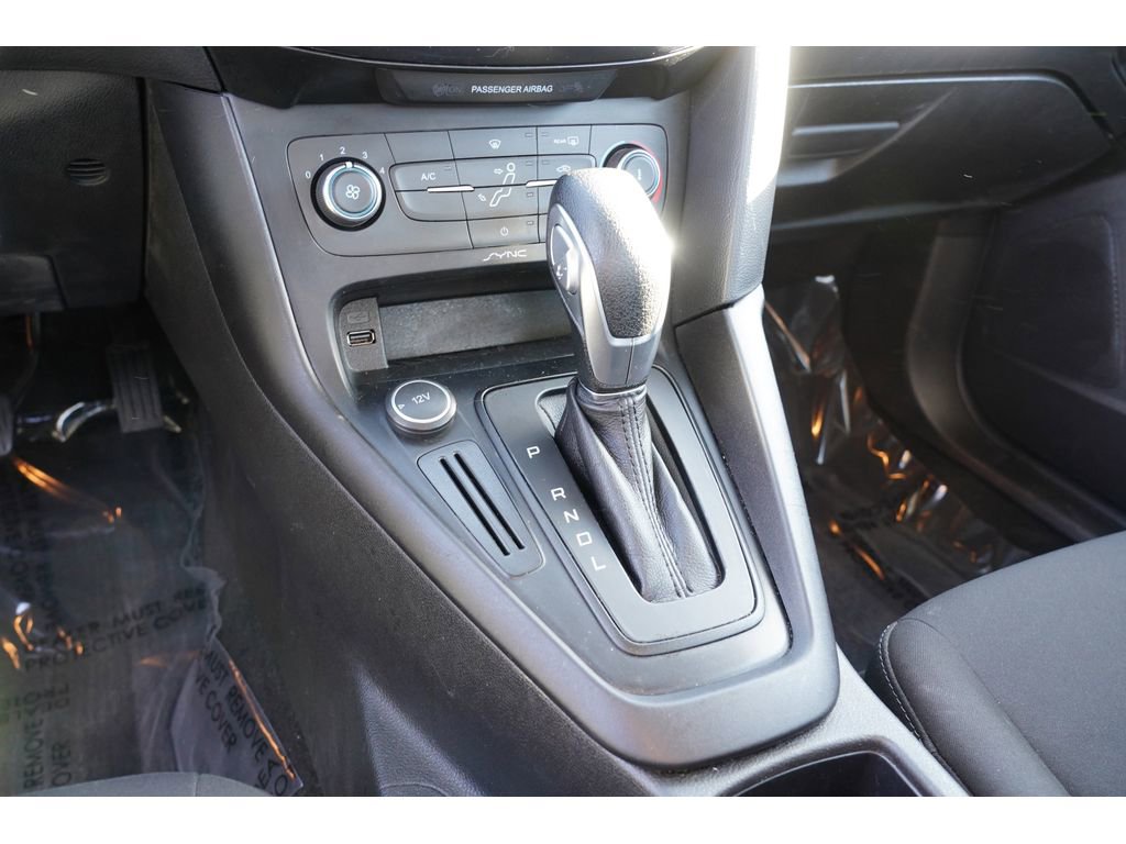 Used 2017 Ford Focus SE image 24