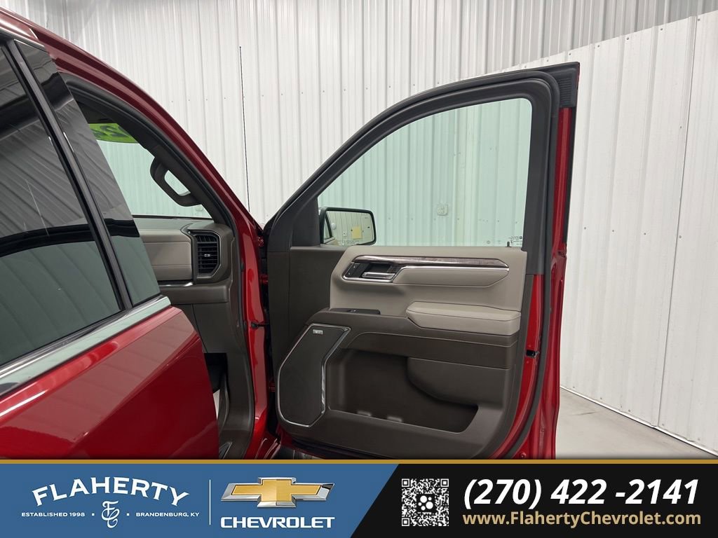 Used 2024 Chevrolet Silverado 1500 LTZ w/ LTZ Premium Package image 14
