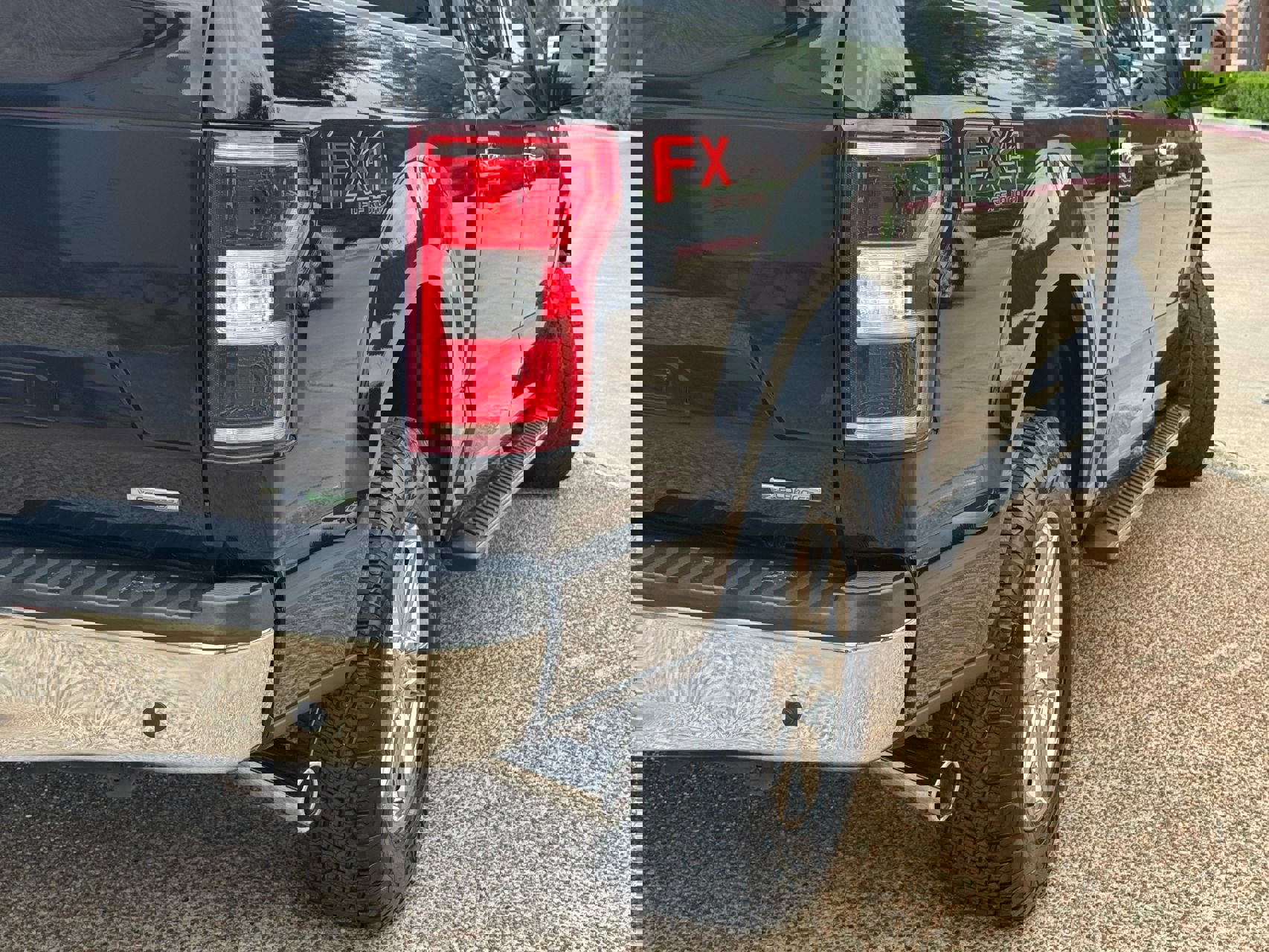 Used 2020 Ford F150 XLT w/ Equipment Group 302A Luxury AWD/4WD image 4