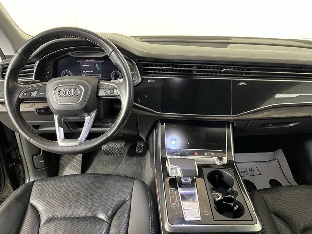 Used 2020 Audi Q8 Prestige w/ Prestige Package image 13
