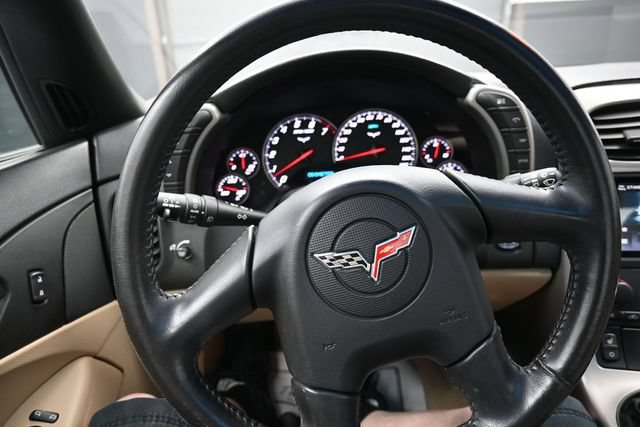 Used 2005 Chevrolet Corvette Coupe w/ Preferred Equipment Group RWD image 8