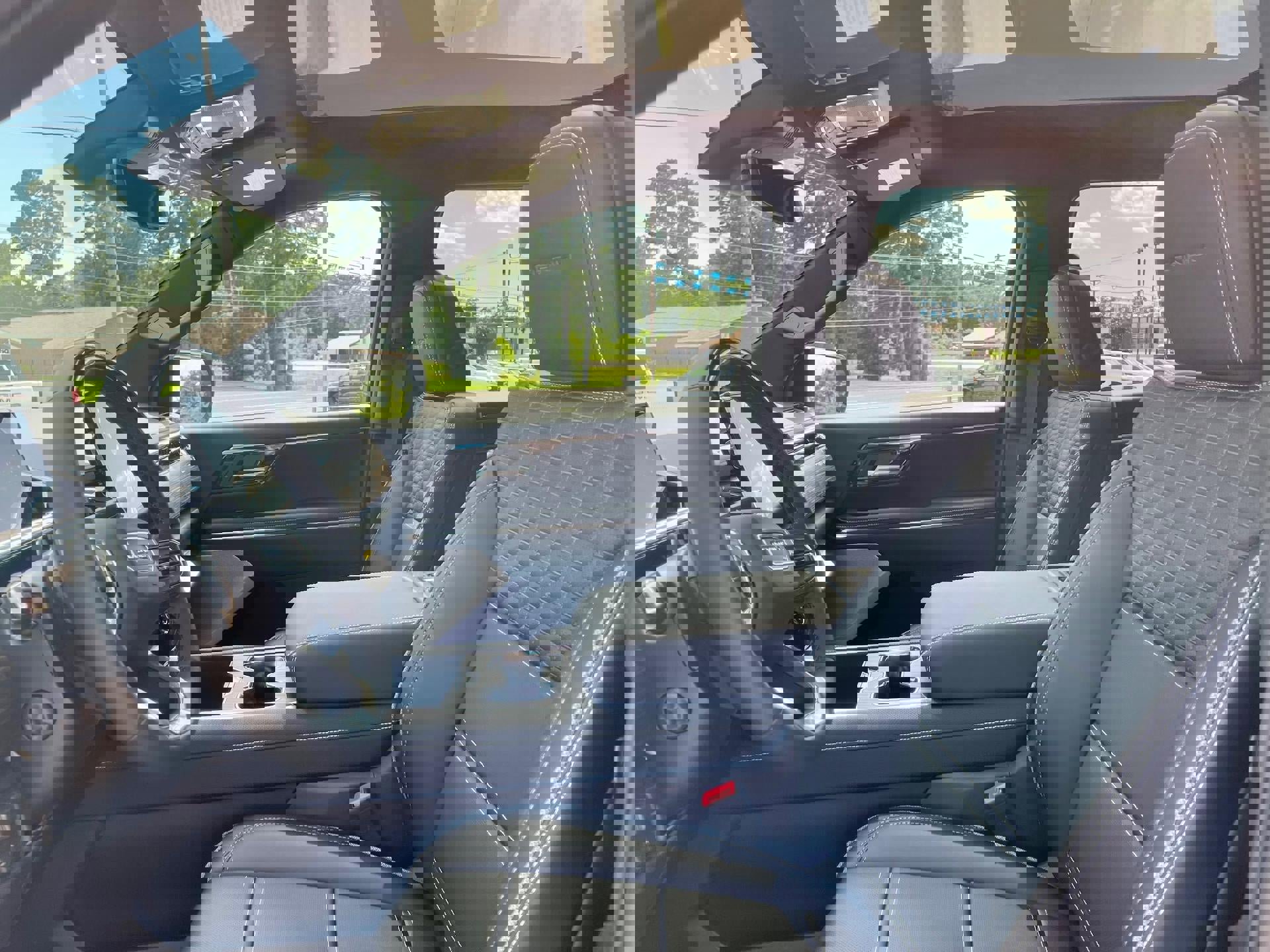 New 2025 GMC Sierra EV Denali image 14