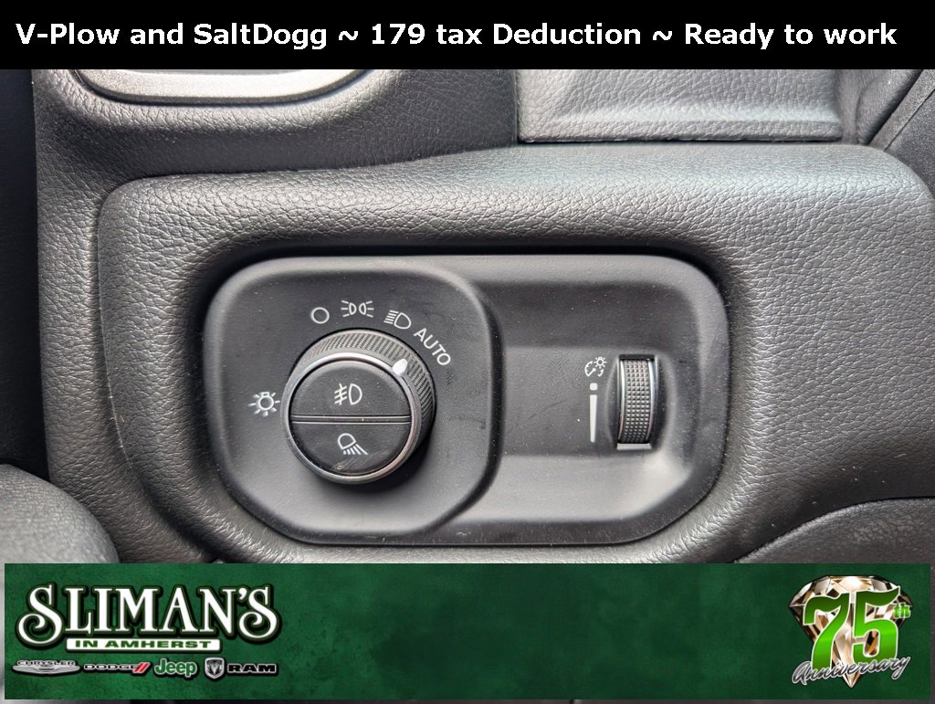 New 2025 RAM 2500 Tradesman image 40