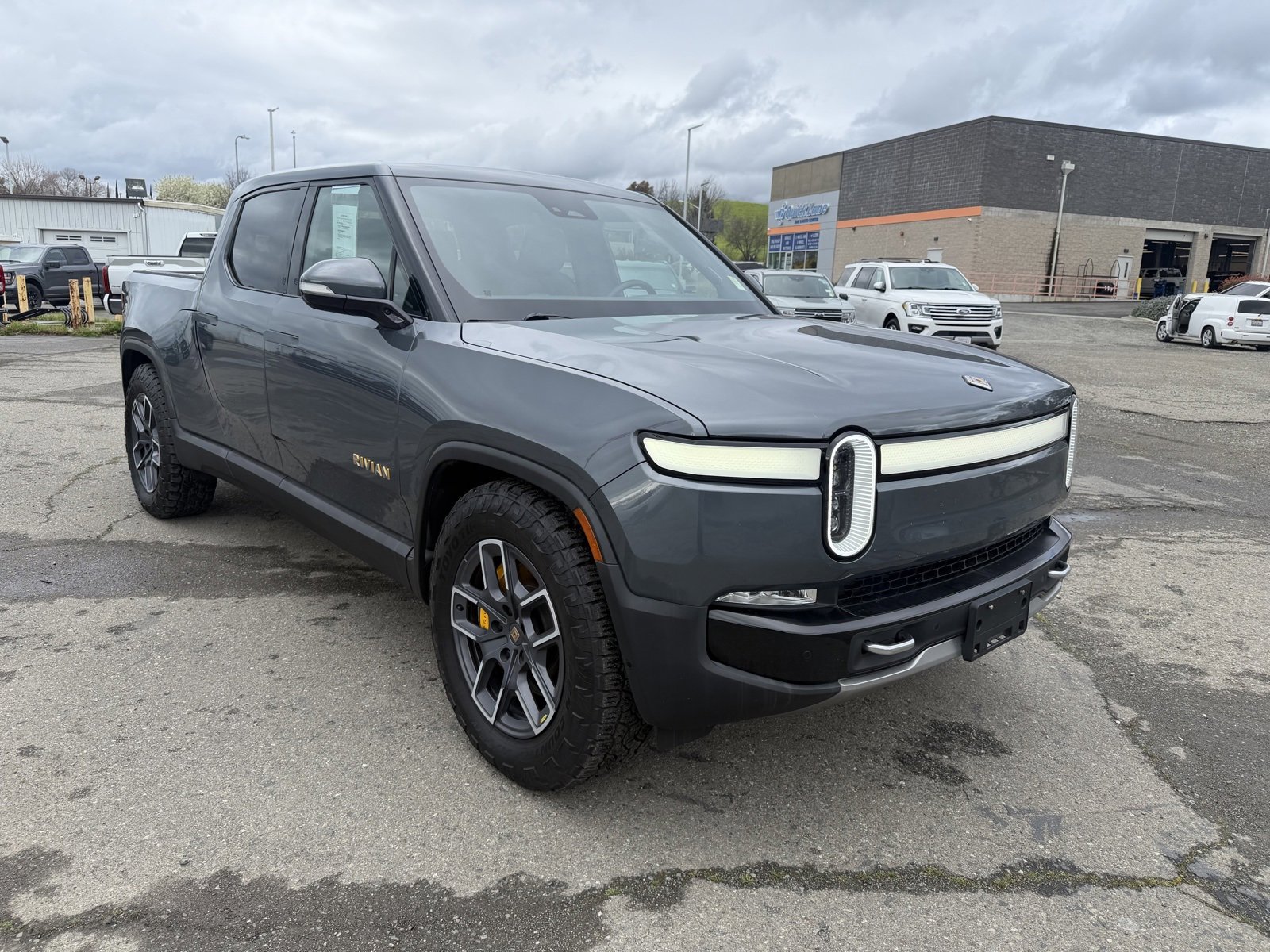 Used 2022 Rivian R1T Launch Edition image 7