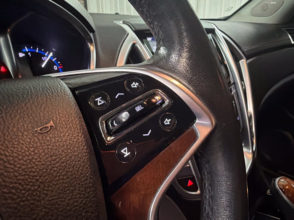 Used 2015 Cadillac SRX Performance w/ Driver Awareness Package FWD image 18