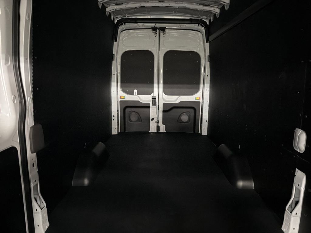 New 2026 Ford Transit 350 148 High Roof Extended RWD image 27
