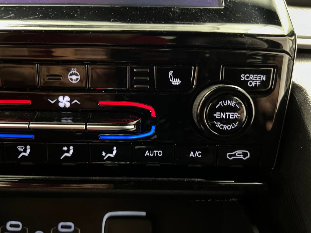 Used 2025 Jeep Grand Cherokee Altitude AWD/4WD image 57