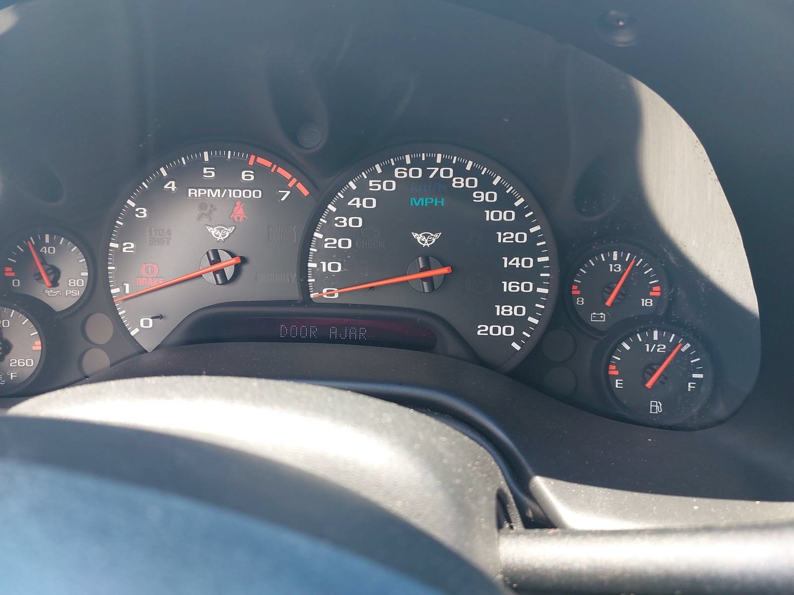 Used 2004 Chevrolet Corvette Coupe w/ Preferred Equipment Group RWD image 14