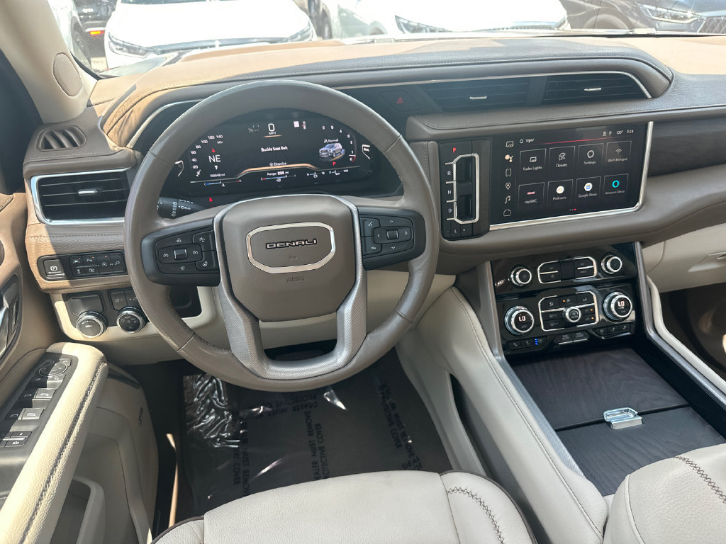 Used 2022 GMC Yukon Denali RWD image 19