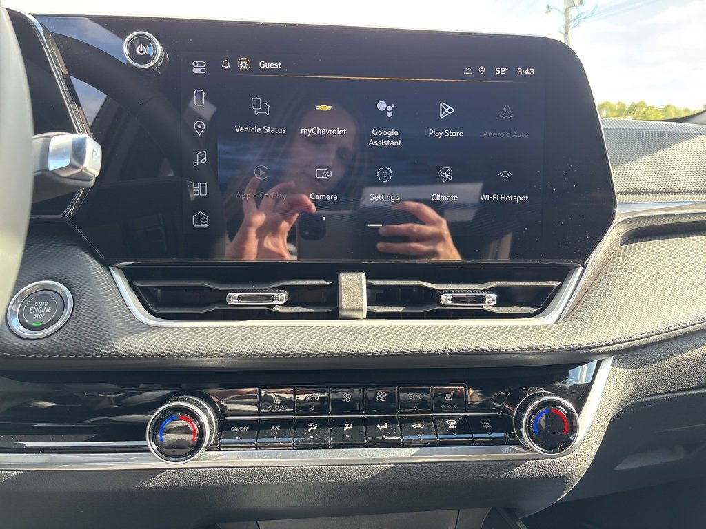 New 2026 Chevrolet Equinox LT w/ Convenience Package II image 16