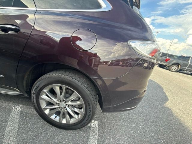 Used 2022 Buick Enclave Avenir w/ Avenir Technology Package AWD/4WD image 19