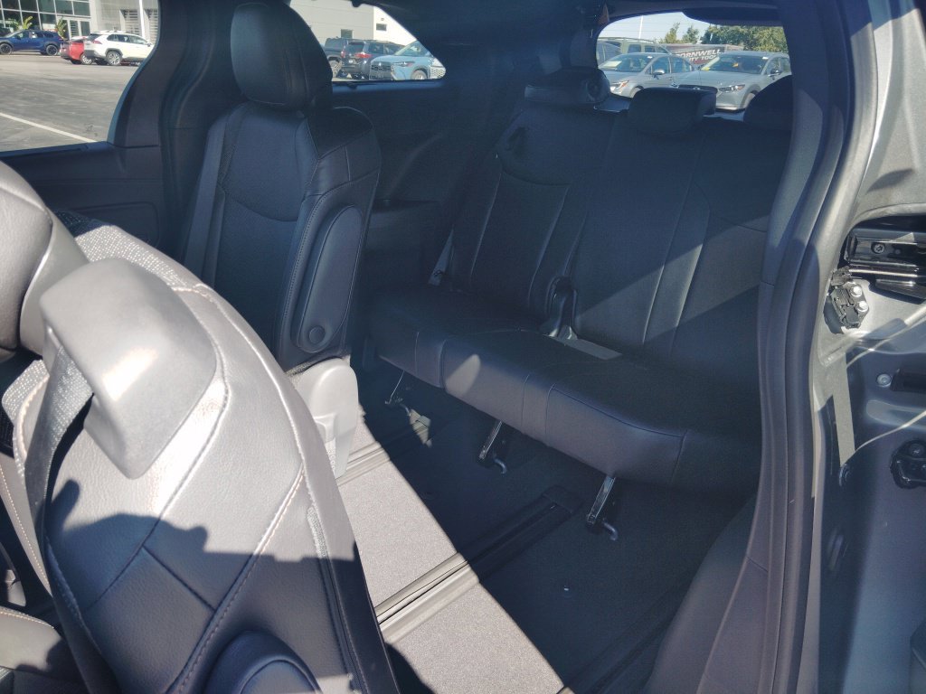 New 2026 Toyota Sienna Platinum AWD/4WD image 10