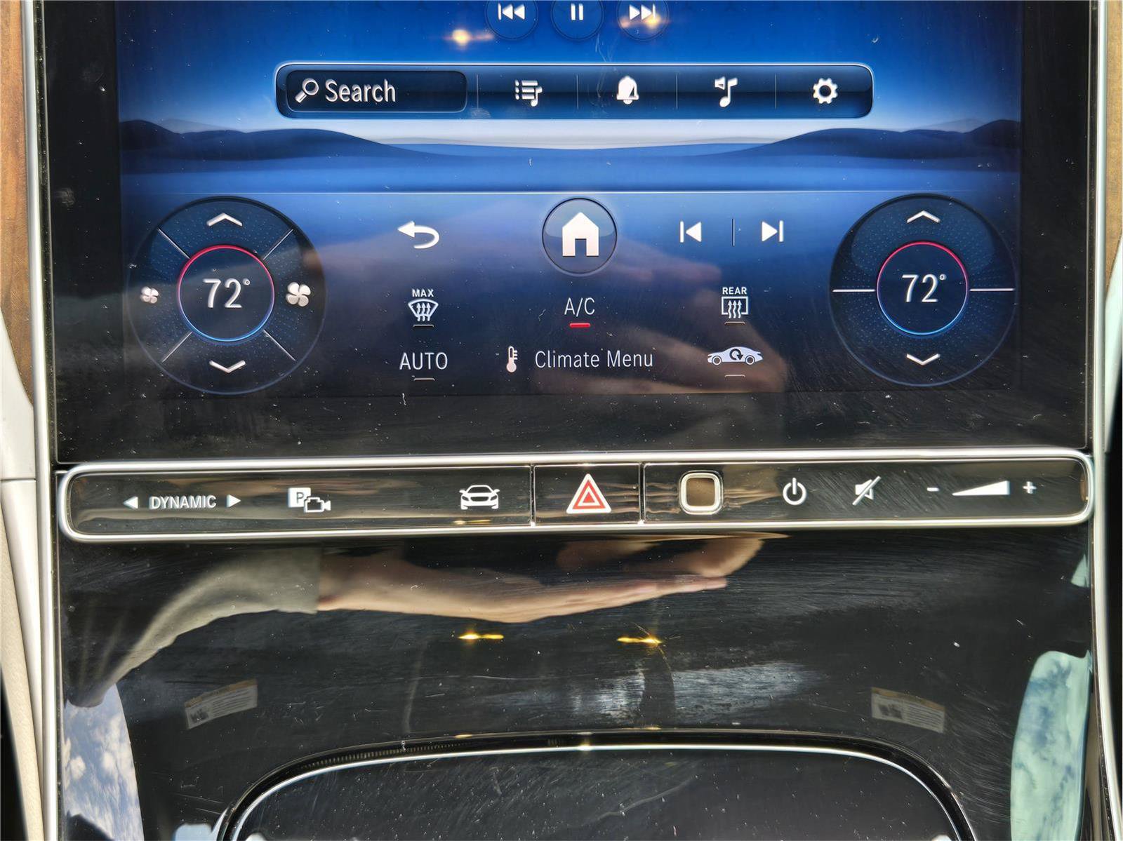 Used 2025 Mercedes-Benz C 300 Sedan image 17
