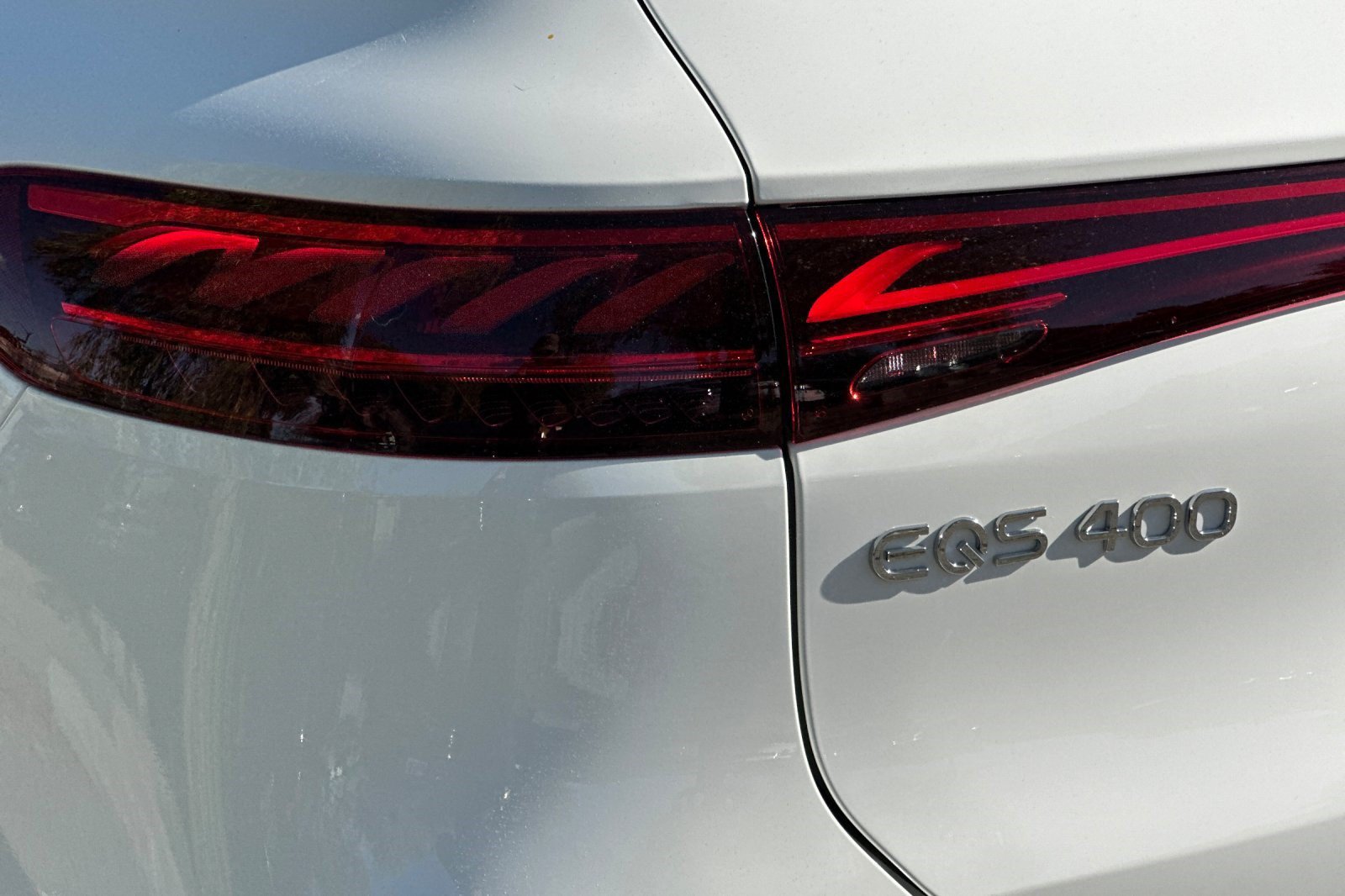 New 2026 Mercedes-Benz EQS 400 4MATIC SUV image 25