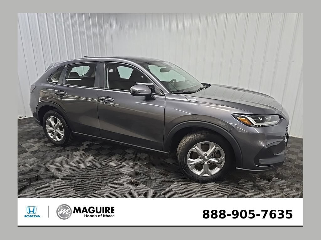 Used 2023 Honda HR-V LX image 1