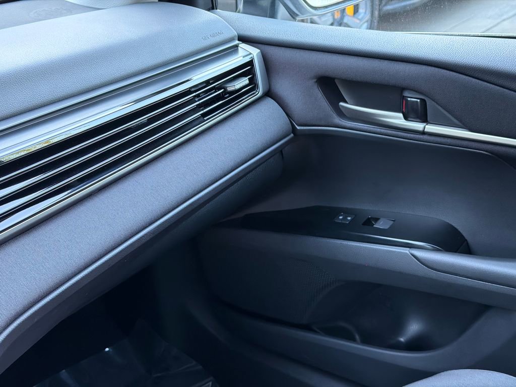 Used 2026 Toyota Camry LE w/ Convenience Package FWD image 30