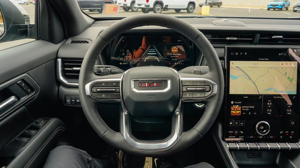 New 2027 GMC Terrain Elevation w/ Elevation Premium Package FWD image 16