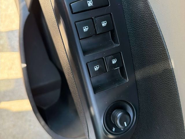 Used 2013 Chevrolet Sonic LT image 18