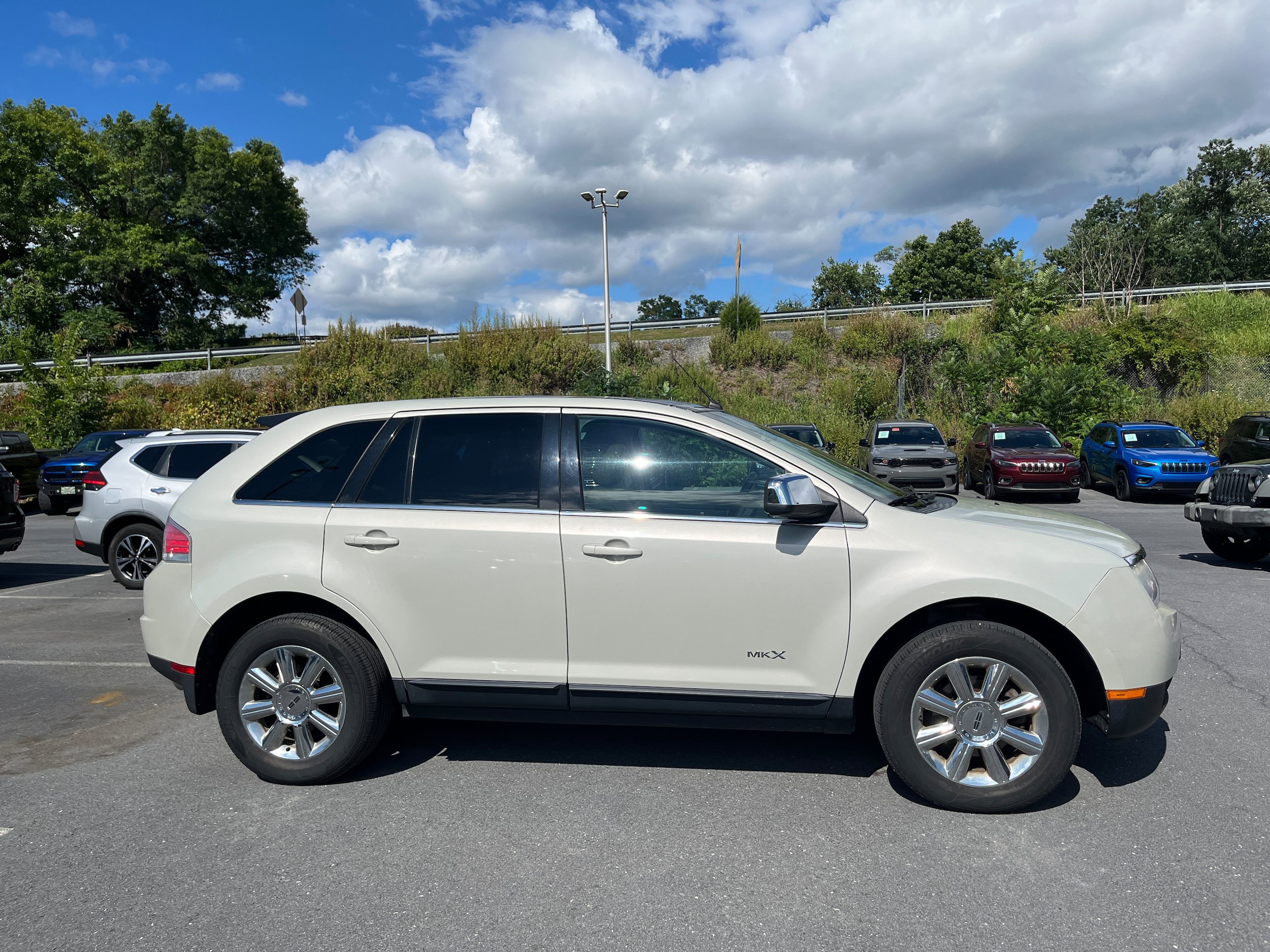 Used 2007 Lincoln MKX AWD image 5