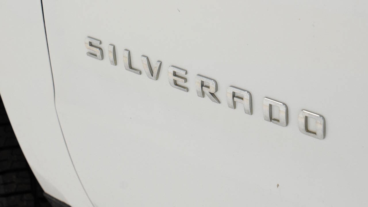 Used 2018 Chevrolet Silverado 1500 W/T RWD image 13