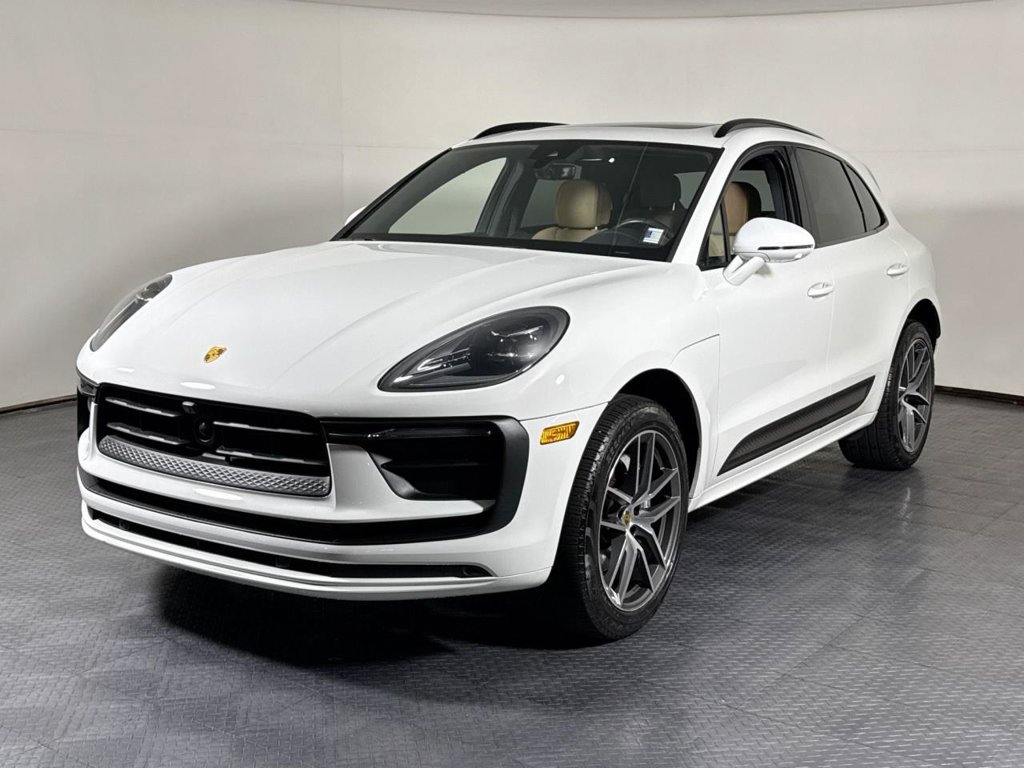 Certified 2024 Porsche Macan