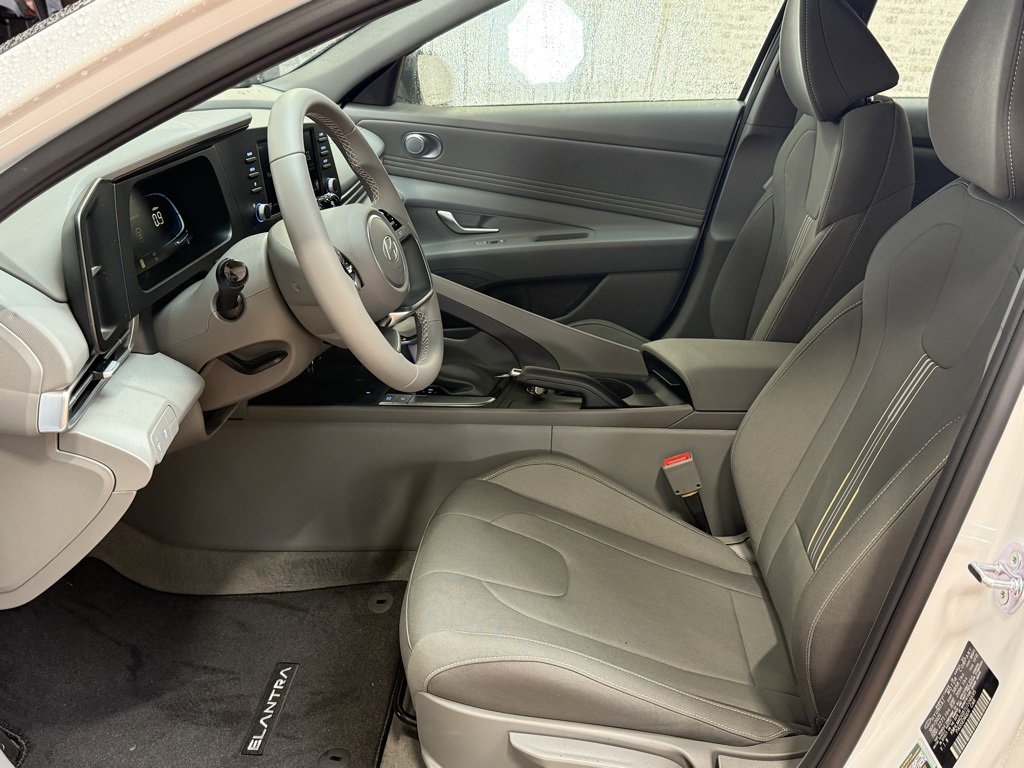 New 2026 Hyundai Elantra Sport image 23