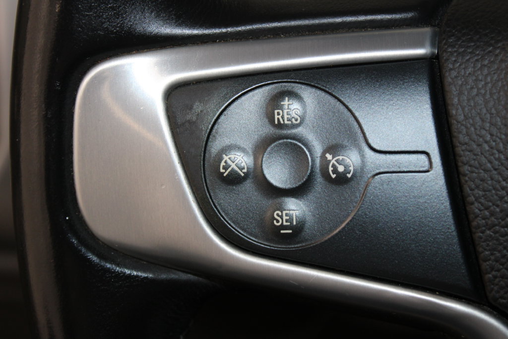 Used 2015 GMC Sierra 1500 SLE AWD/4WD image 32