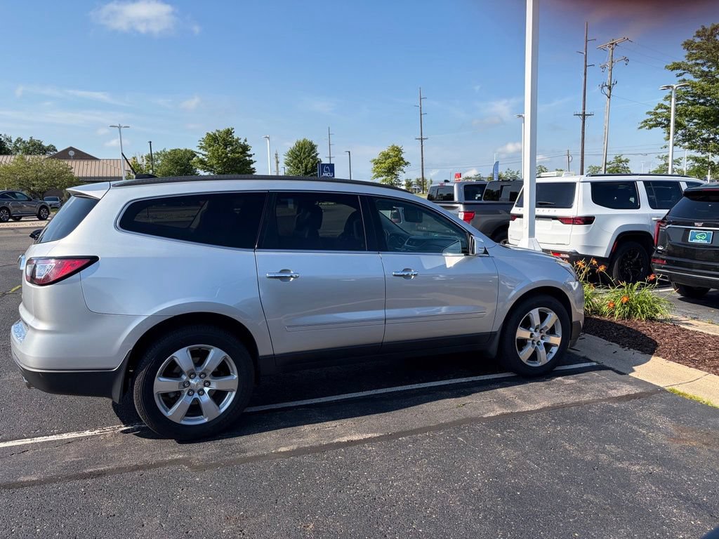 Used 2016 Chevrolet Traverse LTZ AWD/4WD image 11