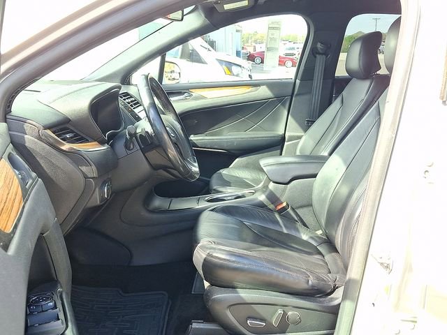 Used 2016 Lincoln MKC Select w/ Select Plus Package image 10