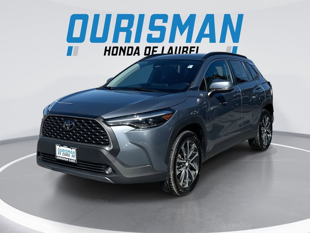 Used 2023 Toyota Corolla Cross XLE