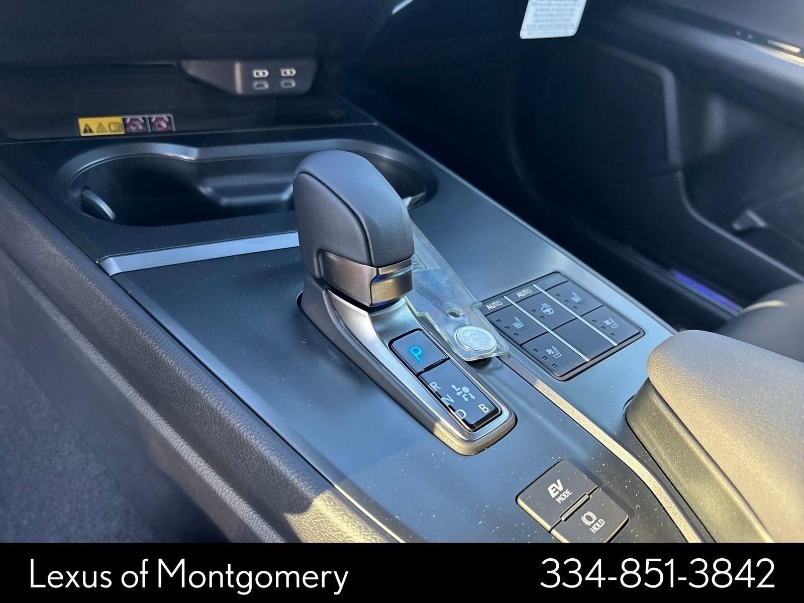 New 2025 Lexus UX 300h FWD image 24