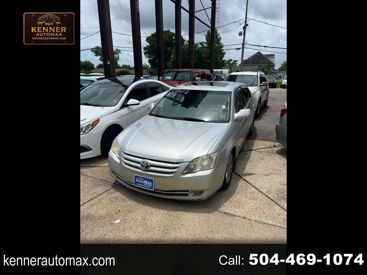 Used 2005 Toyota Avalon XL FWD image 1