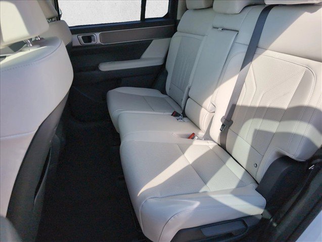 New 2027 Hyundai Santa Fe SEL FWD image 29