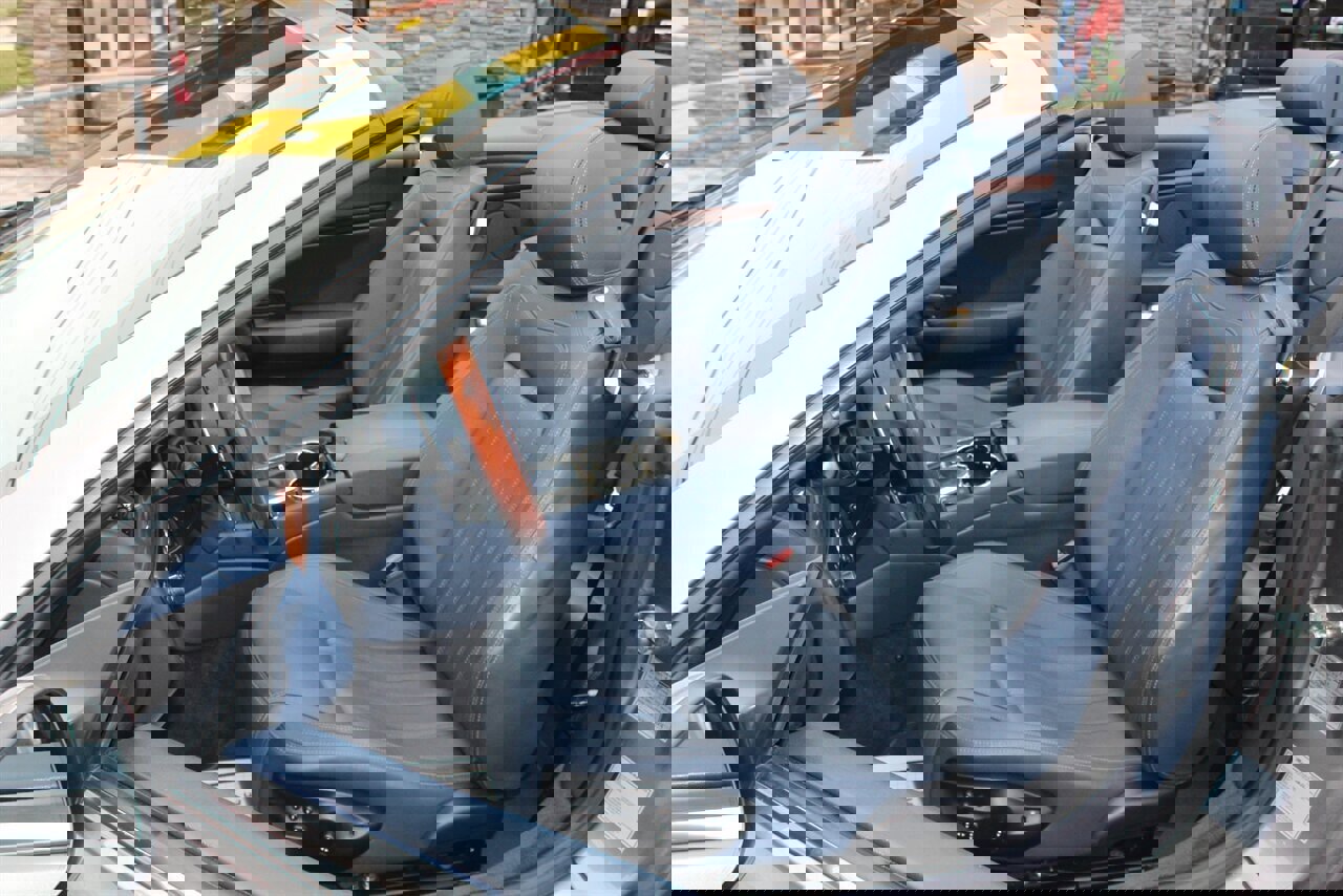 Used 2010 Maserati GranTurismo Convertible image 11