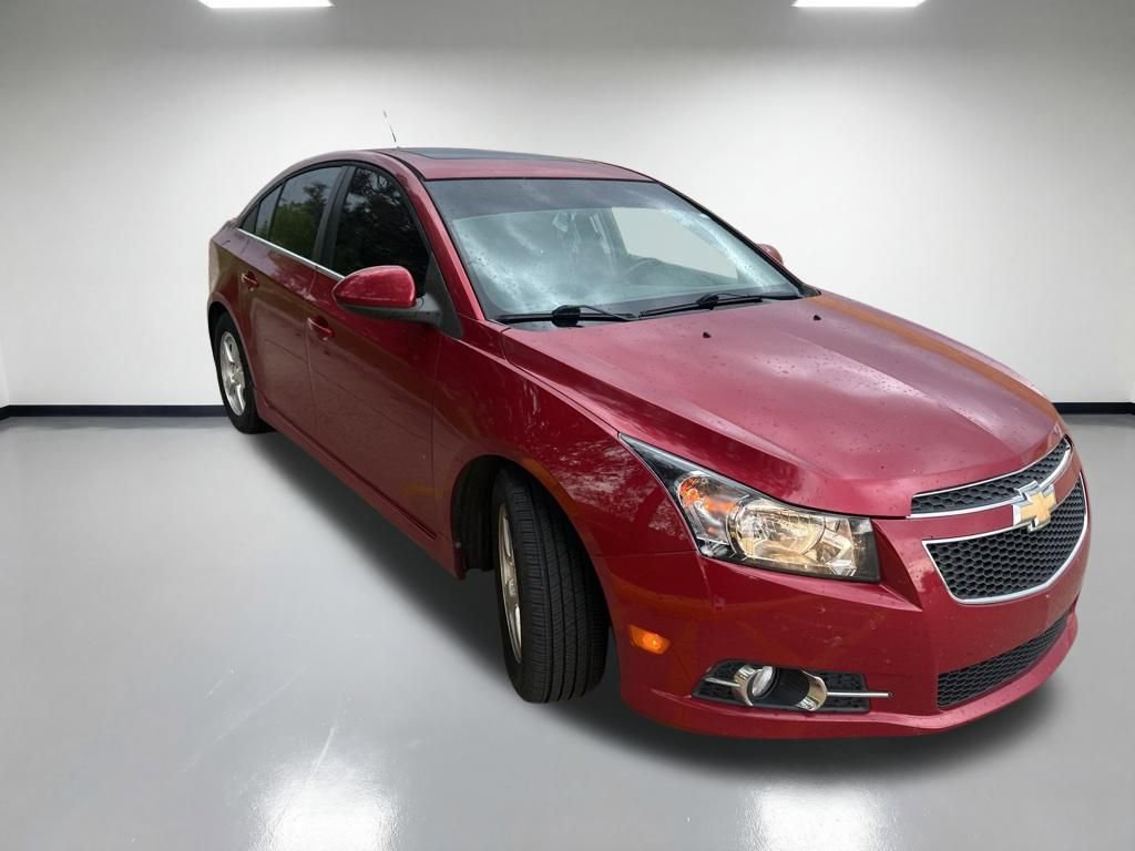 Used 2011 Chevrolet Cruze LT w/ RS Package FWD image 2