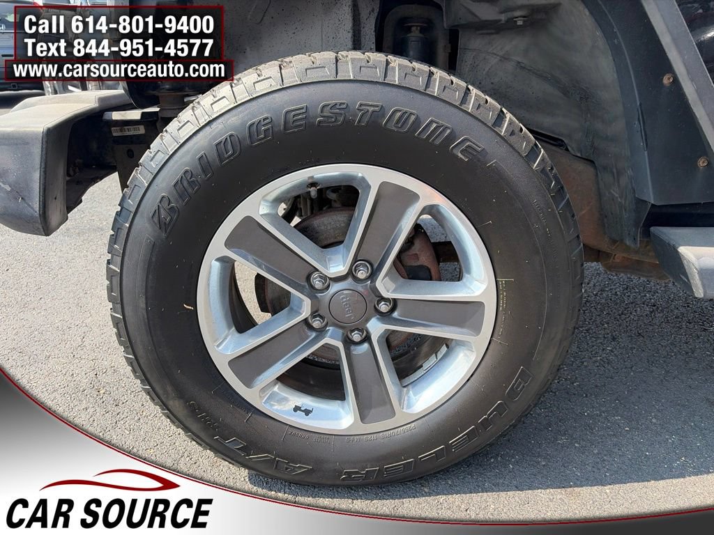 Used 2011 Jeep Wrangler Unlimited Sport AWD/4WD image 21