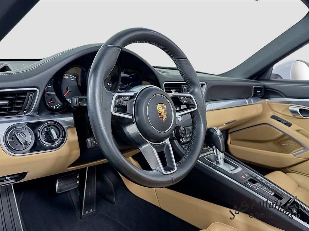 Used 2017 Porsche 911 Carrera image 9