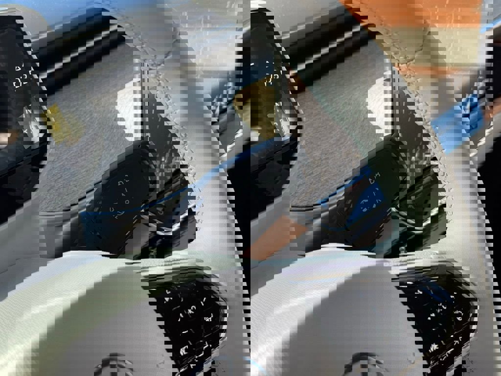 New 2025 Volkswagen ID. Buzz 1st Edition image 22