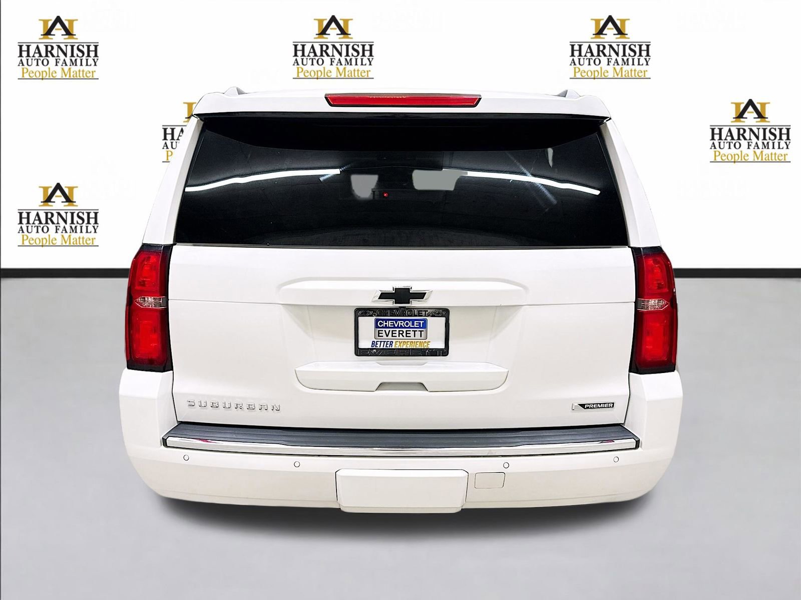 Used 2017 Chevrolet Suburban Premier image 7