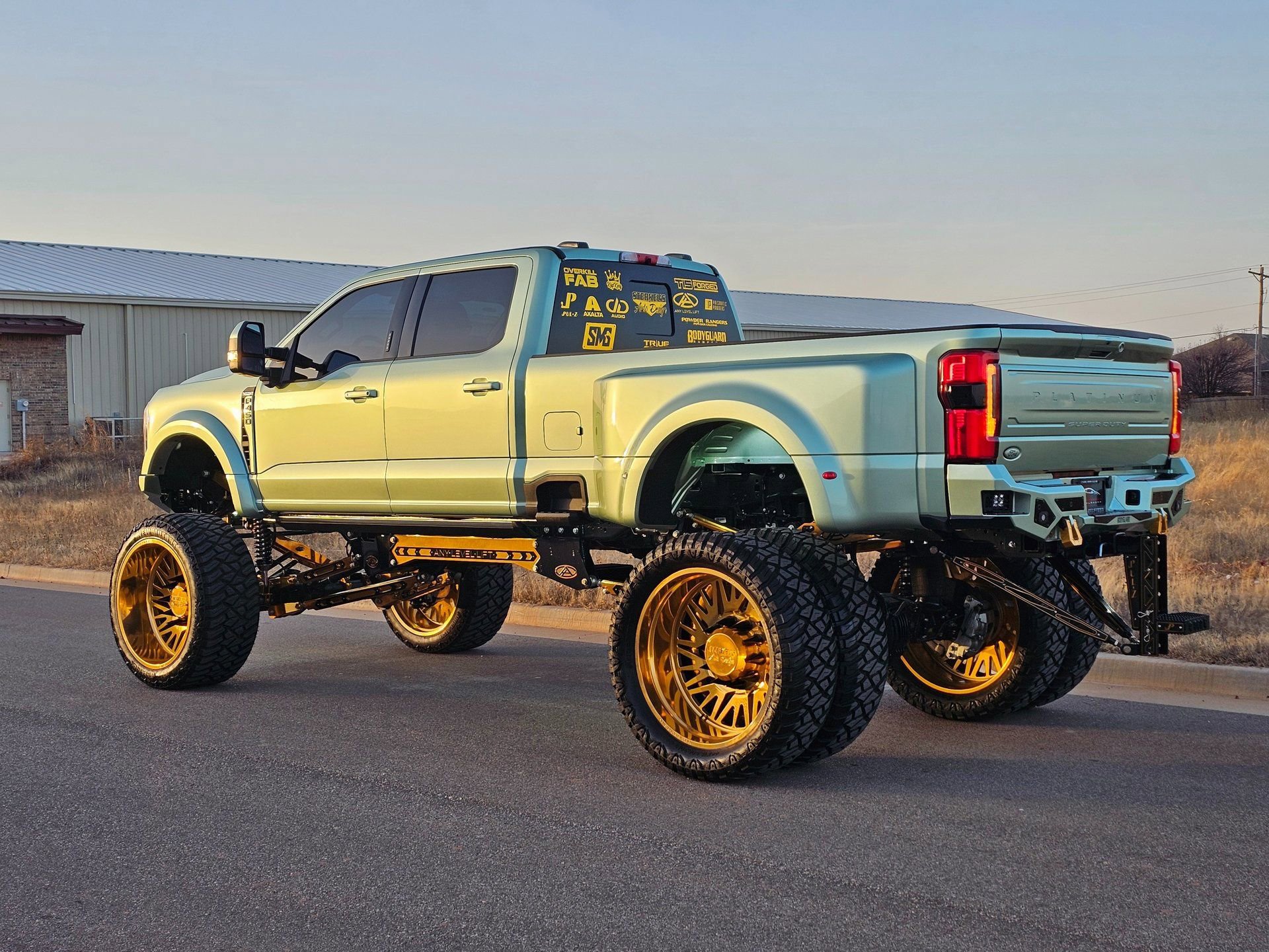 Used 2024 Ford F450 Platinum AWD/4WD image 15