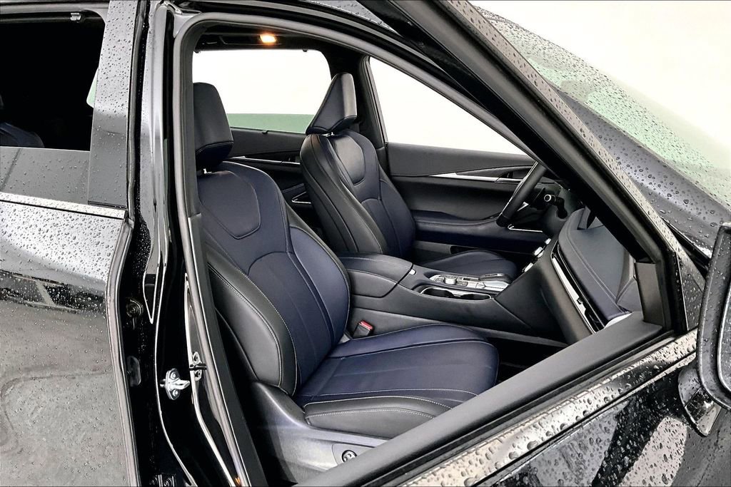 Certified 2026 INFINITI QX60 Sport AWD/4WD image 10