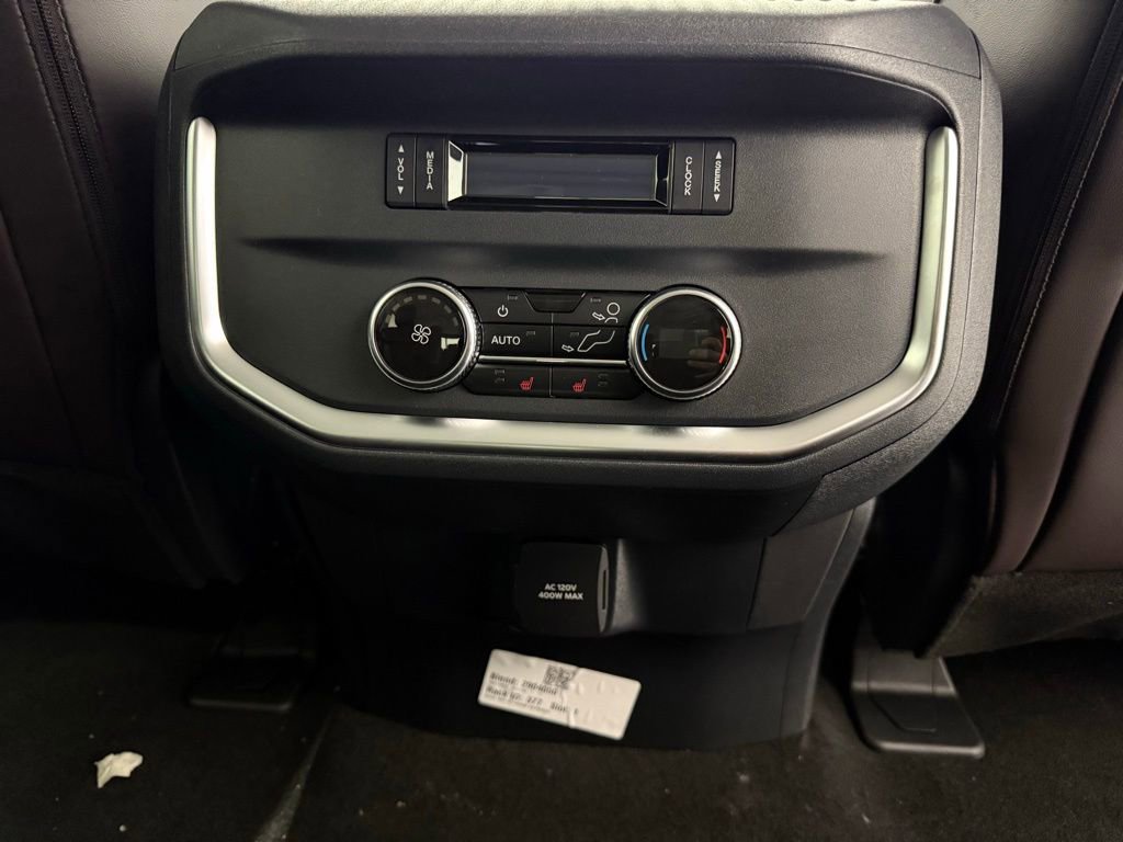 New 2025 Ford Expedition Platinum w/ Platinum Ultimate Package image 35