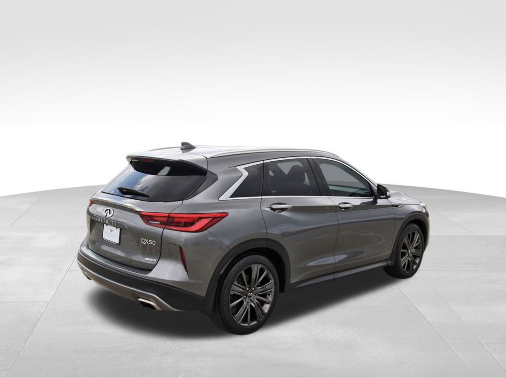 Used 2020 INFINITI QX50 Essential w/ Edition 30 Package image 4