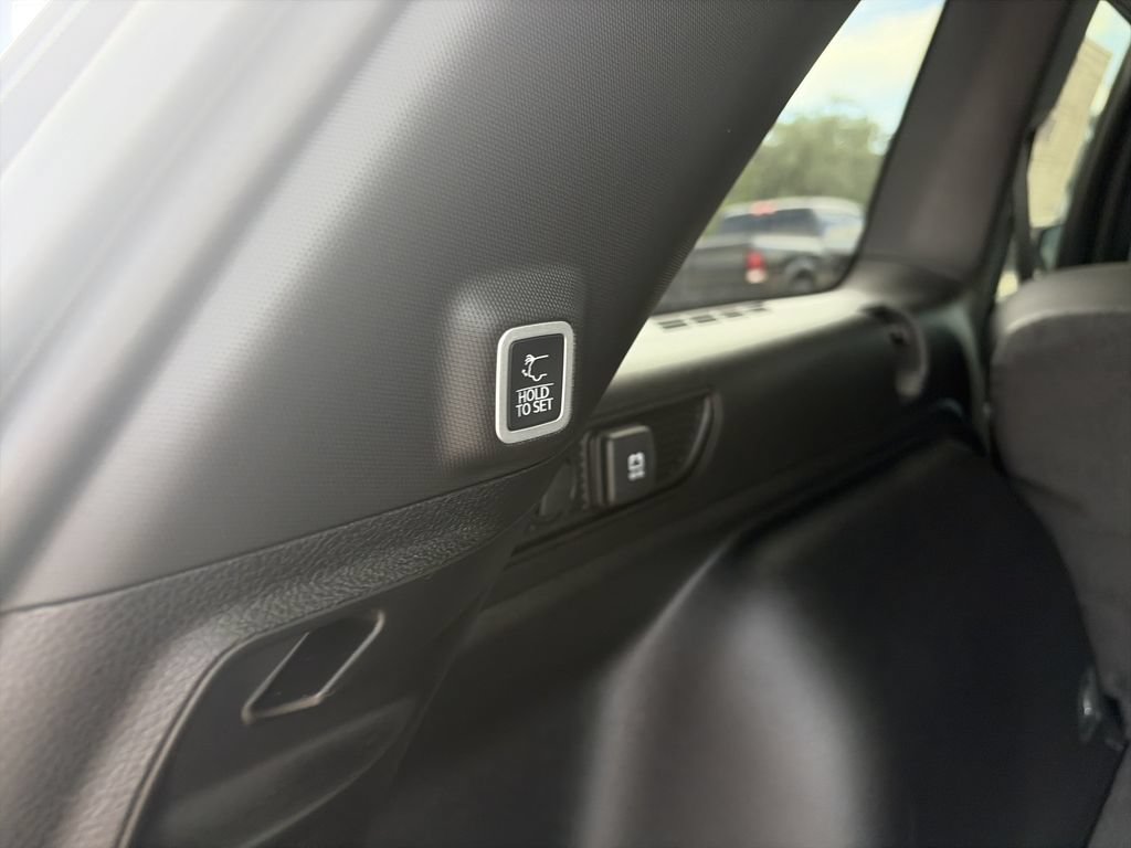 New 2026 Jeep Grand Cherokee Altitude RWD image 32