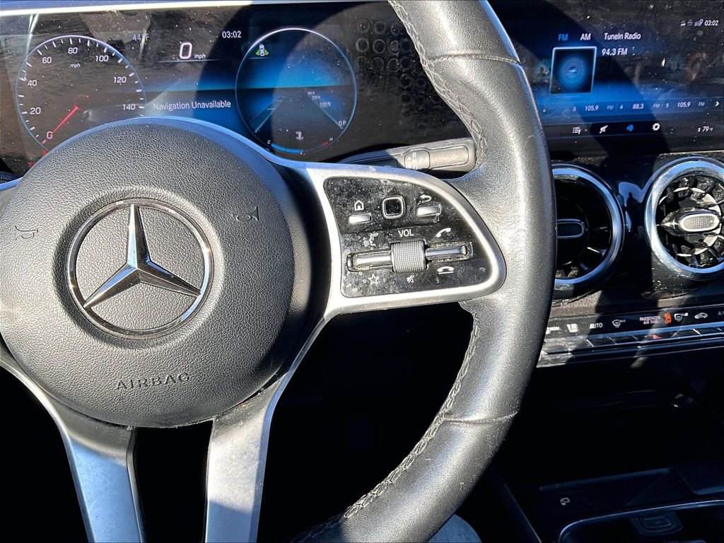 Used 2021 Mercedes-Benz GLB 250 4MATIC image 14