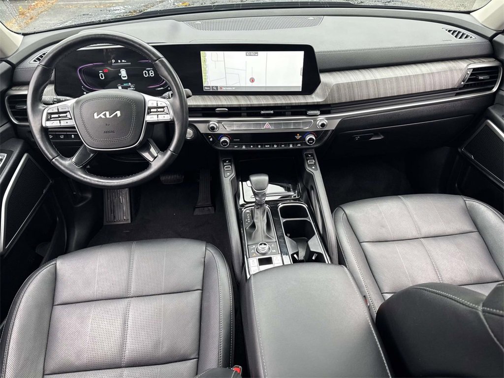 Used 2023 Kia Telluride EX image 14