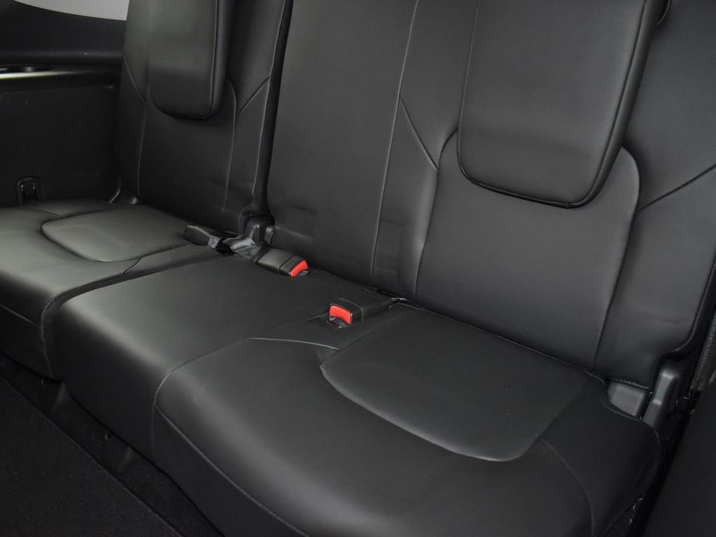 Used 2023 Nissan Armada SL w/ Cargo Package image 17