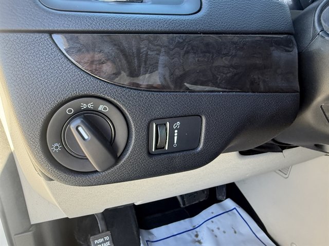 Used 2016 Dodge Grand Caravan SE w/ Quick Order Package 29E SE FWD image 10