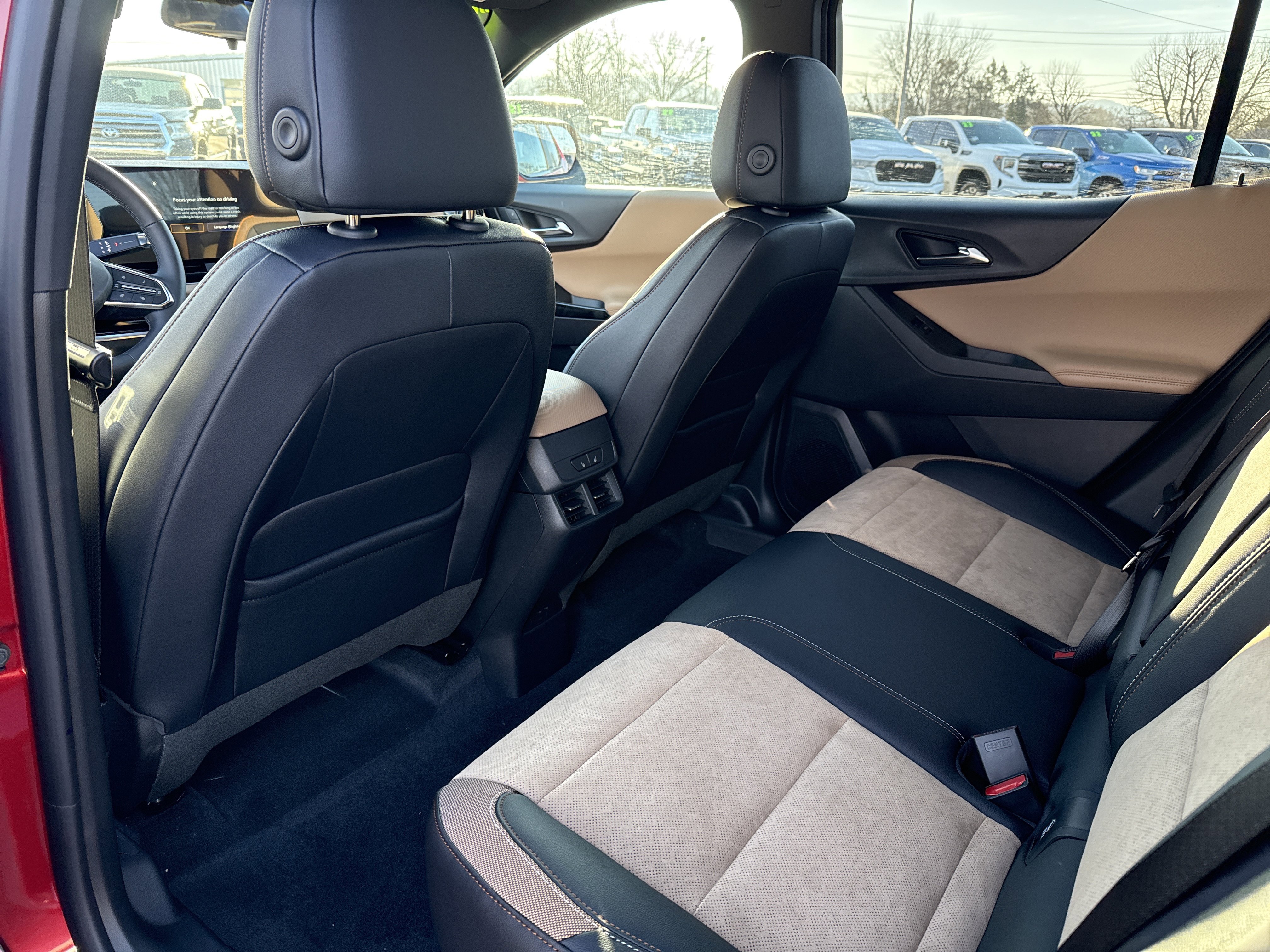 New 2026 Chevrolet Equinox ACTIV w/ Convenience Package III image 13